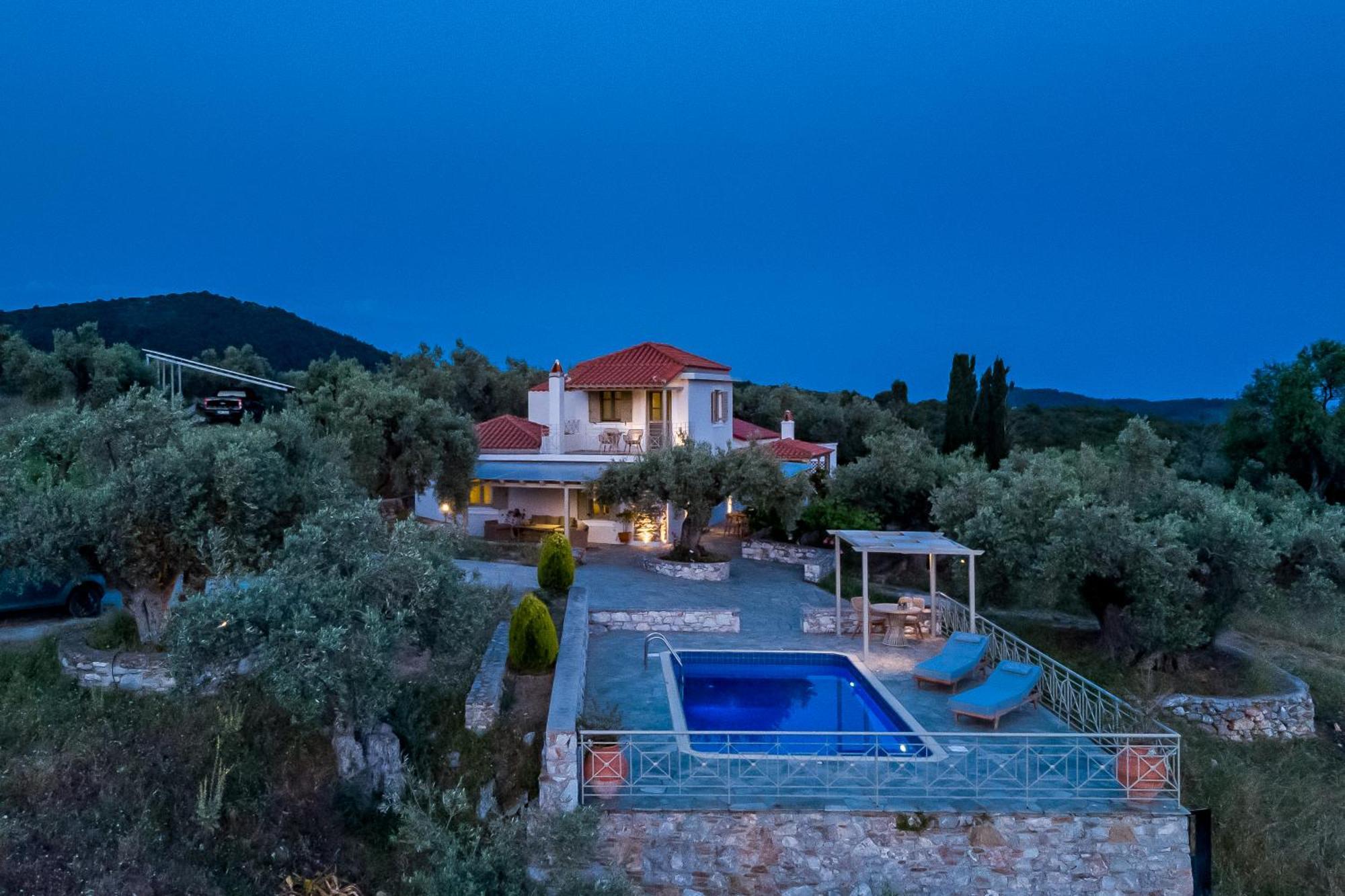 Villa Nektaria Alikias Екстериор снимка