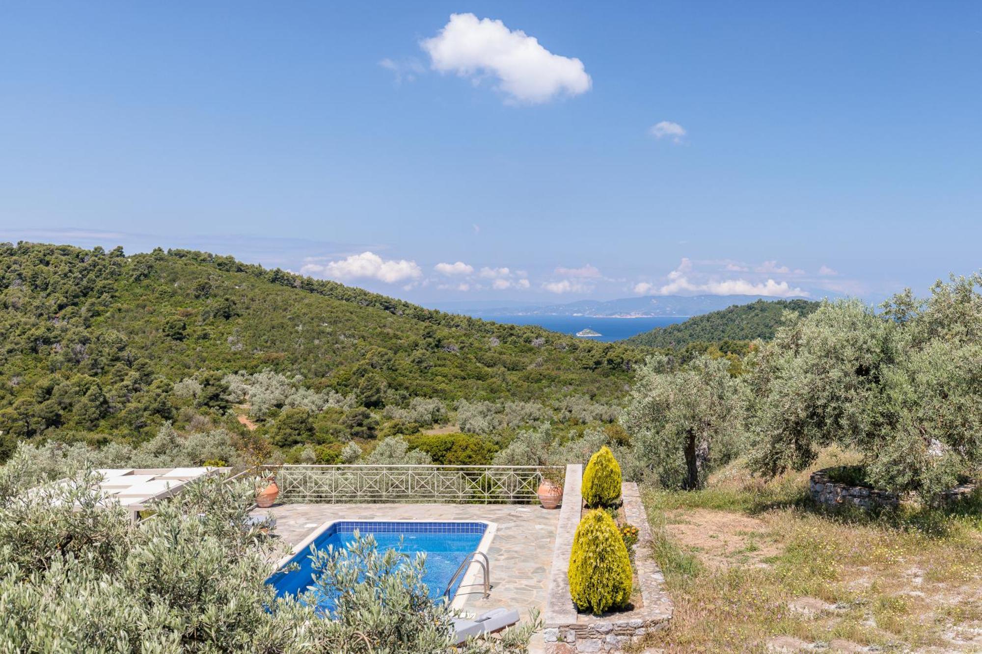 Villa Nektaria Alikias Екстериор снимка